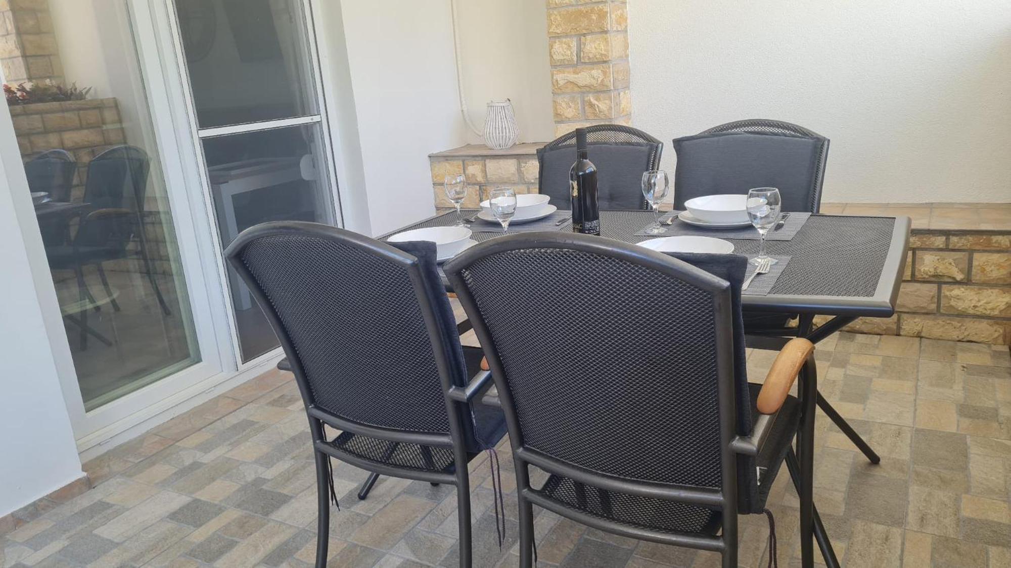 Apartman "Flower Garden" Ražanac Exteriör bild